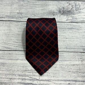 Lanvin Paris Luxury Designer Geometric Pattern Made In France 100% Silk Tie